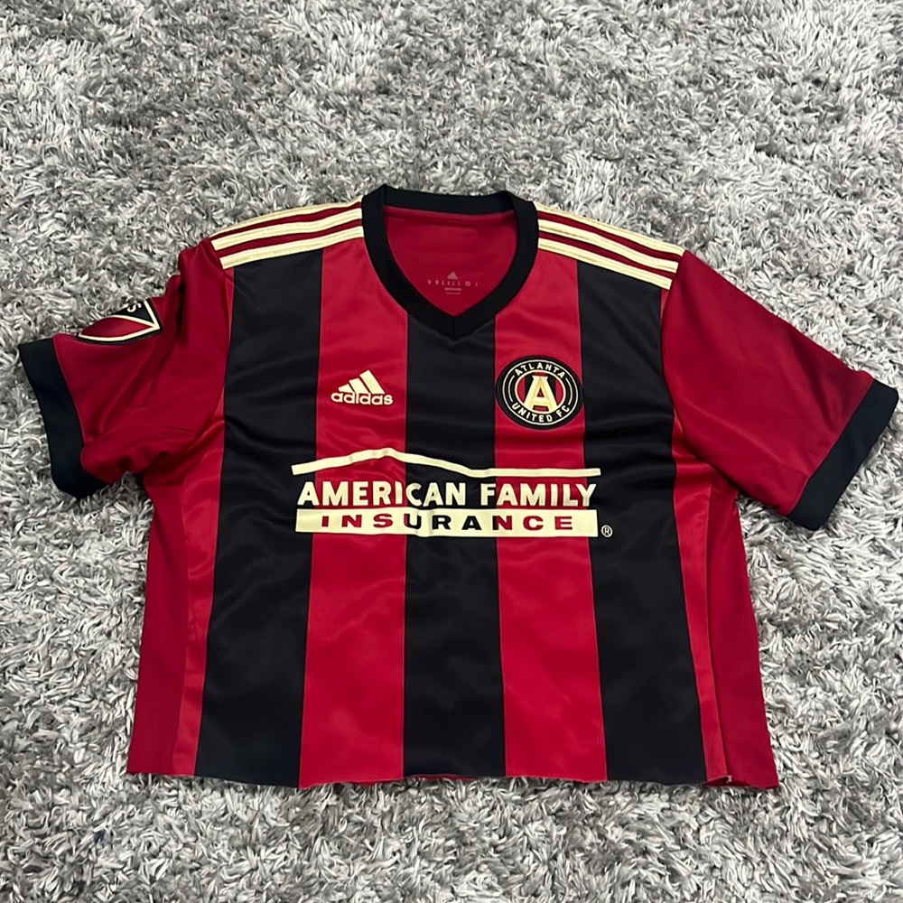 Custom cropped Atlanta united soccer jersey M